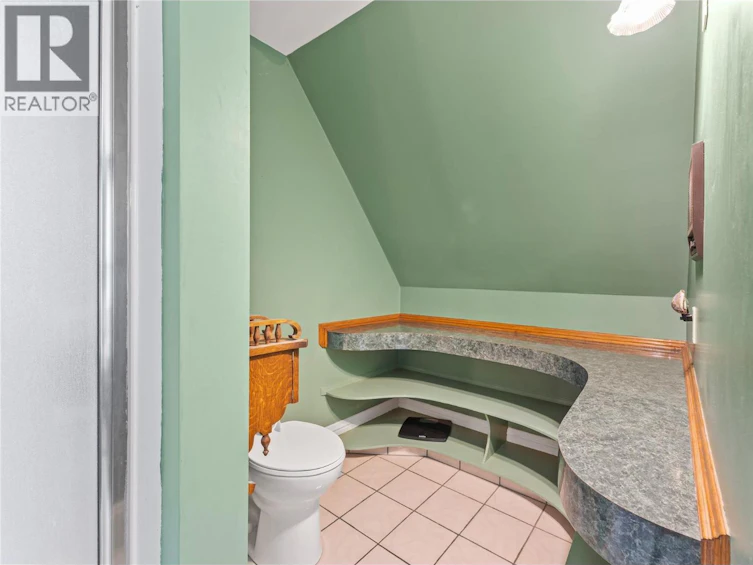 4345 June Springs Road, Kelowna, BC, V1W 4C8 - 43