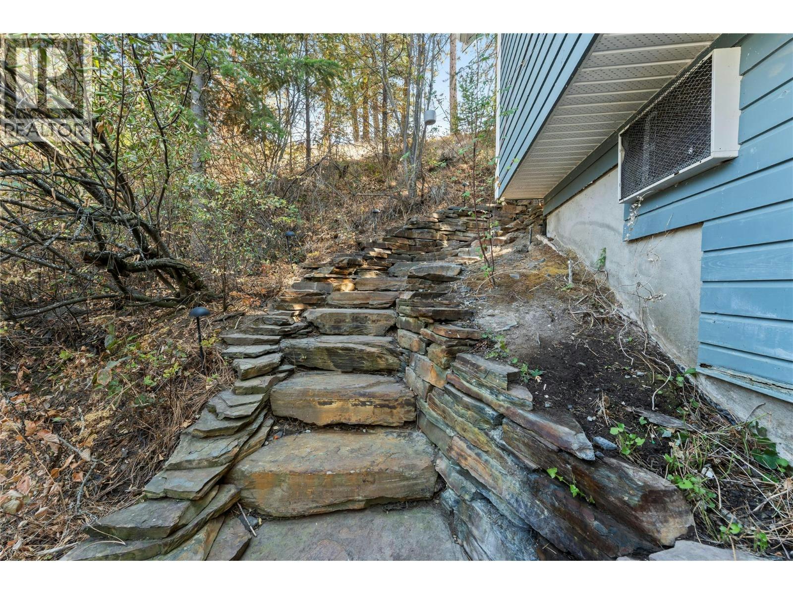 4345 June Springs Road, Kelowna, BC, V1W 4C8 - 85