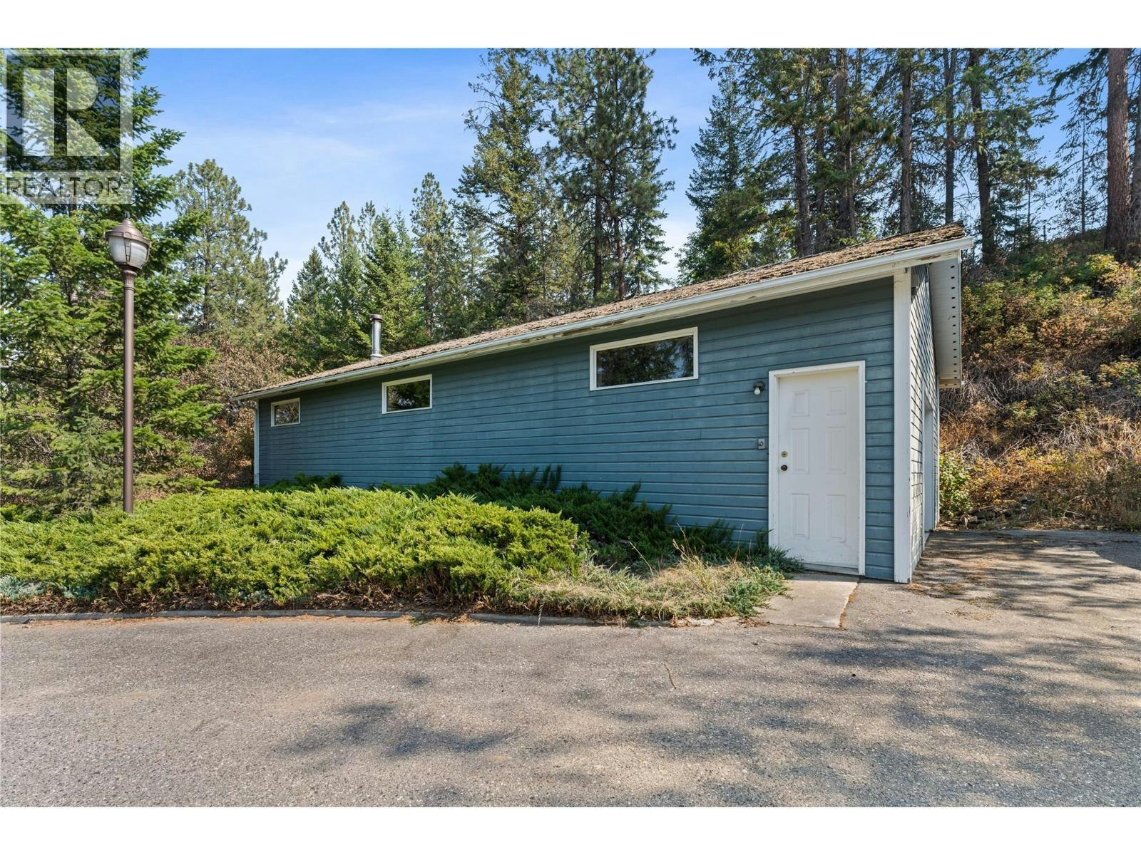 4345 June Springs Road, Kelowna, BC, V1W 4C8 - 57