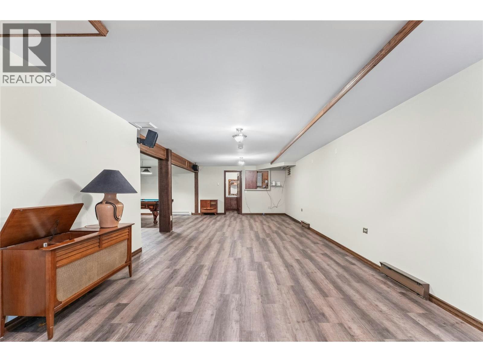 4345 June Springs Road, Kelowna, BC, V1W 4C8 - 52