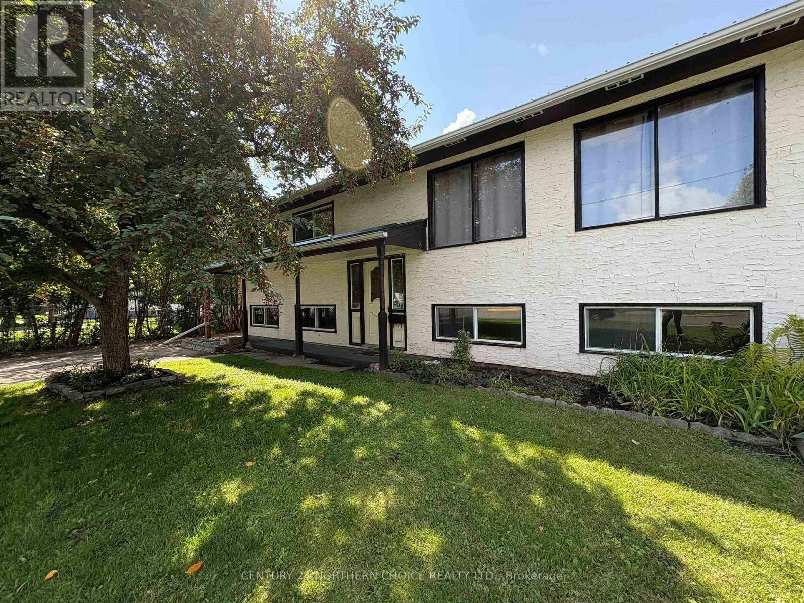 357 Daniel Avenue, Fort Frances, ON, P9A 3L5