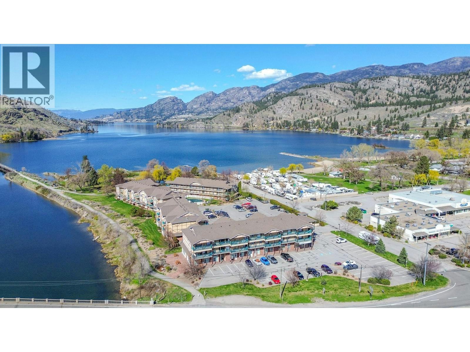 205-850 Railway Lane, Okanagan Falls, BC, V0H 1R4