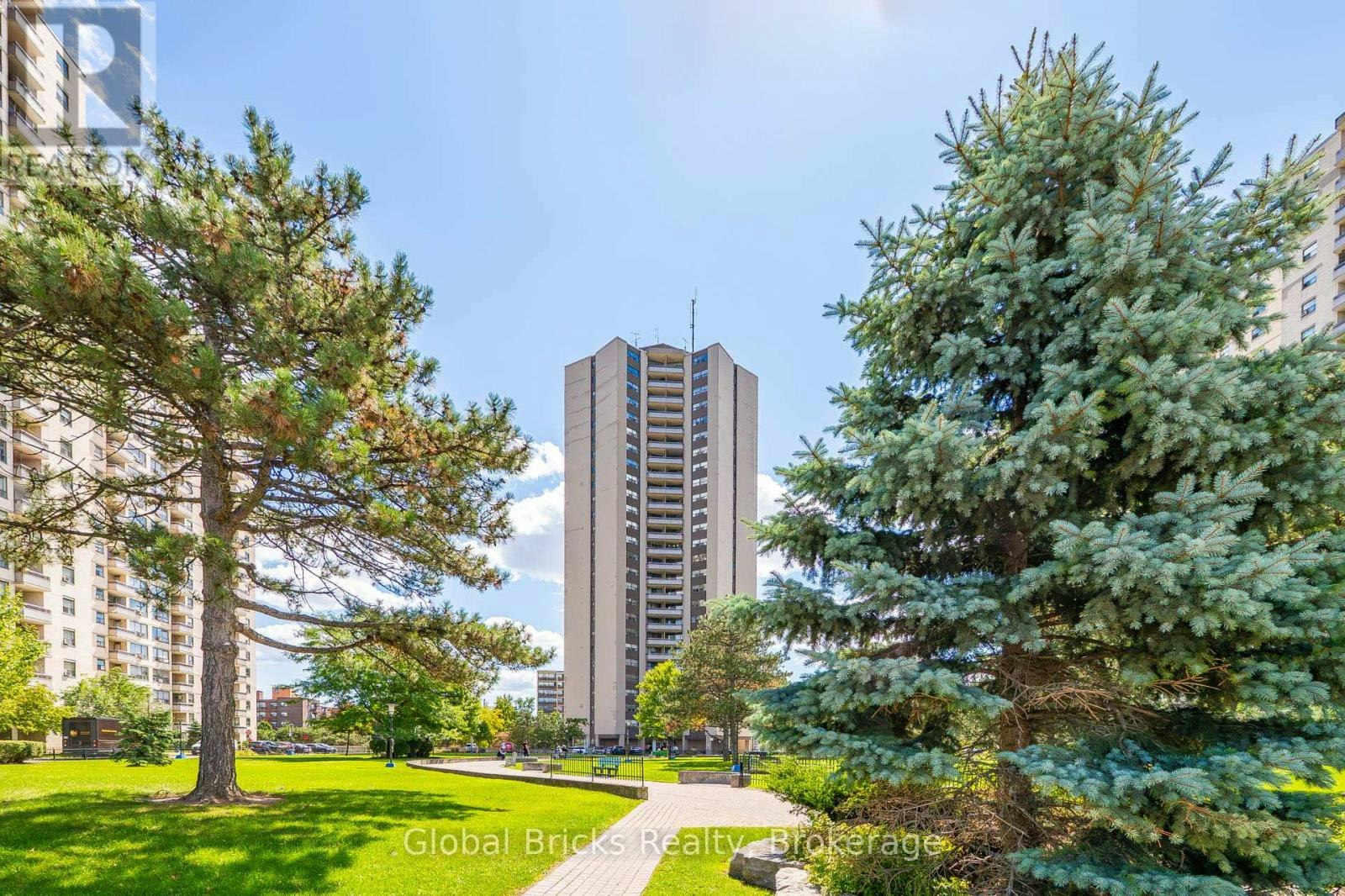1904-380 Dixon Road, Toronto, ON, M9R 1T3