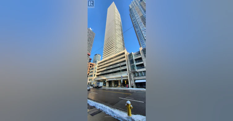 1609-2221 Yonge Street, Toronto, ON, M4S 2B5