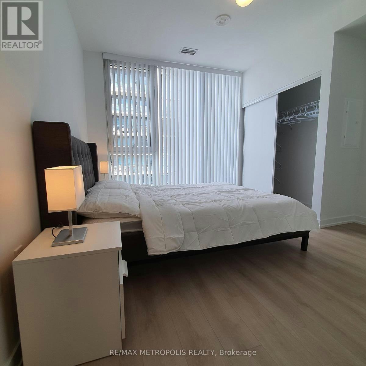 807-1195 The Queensway, Toronto, ON, M8Z 1R7 - 7