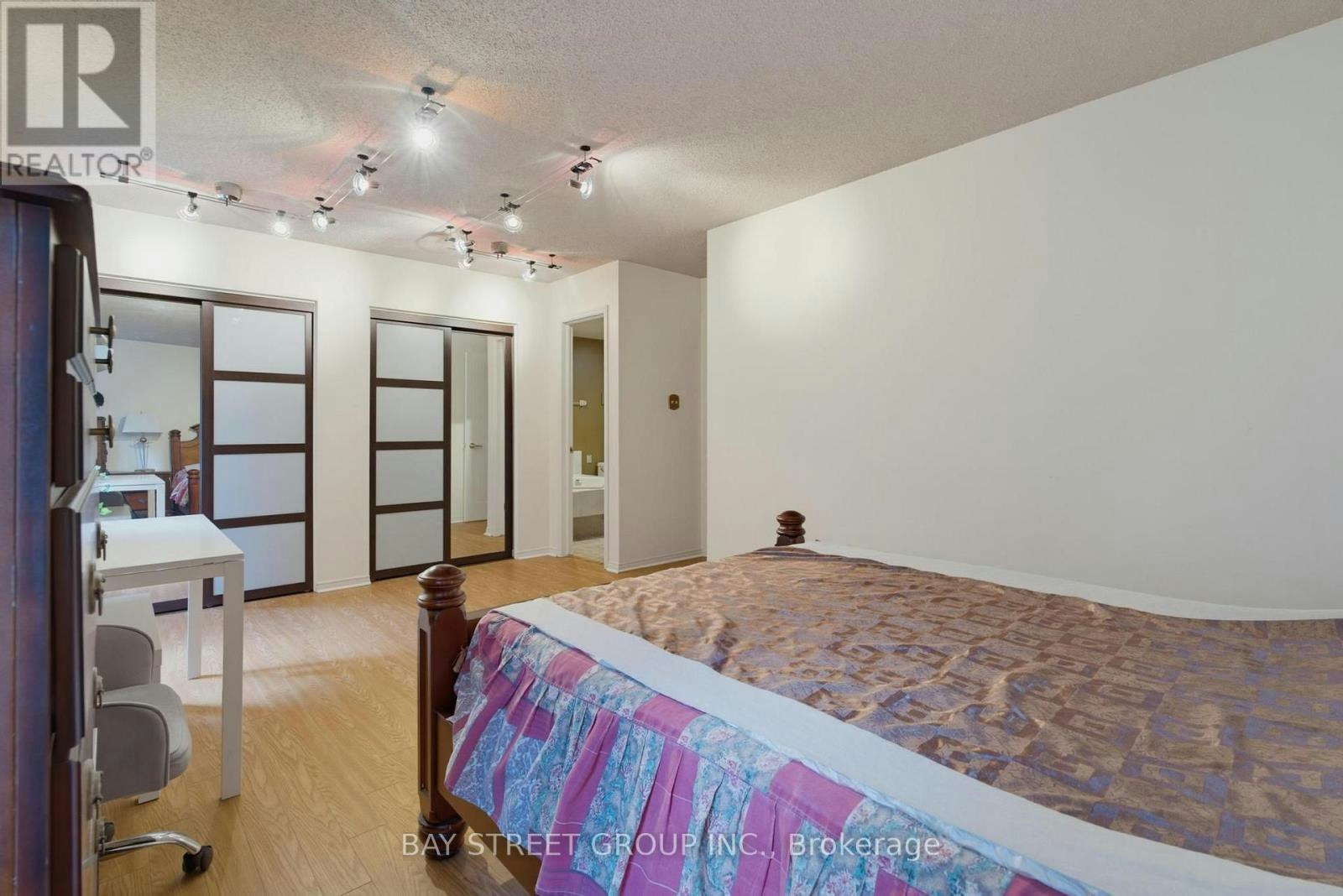 1019 Aldersbrook Road, London, ON, N6G 4L9 - 19