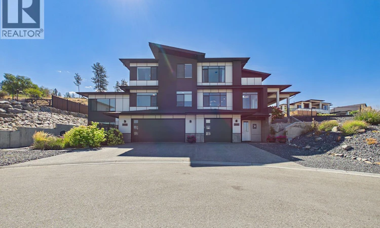 439 Redtail Court