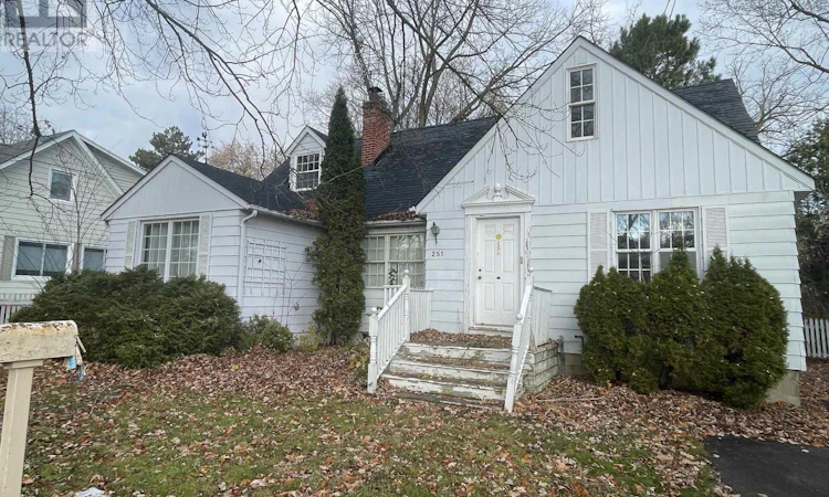 251 Richmond Street