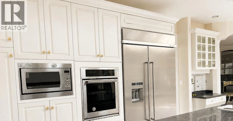 7288 Wiltshire Street, Vancouver, BC, V6P 5H5 - 3