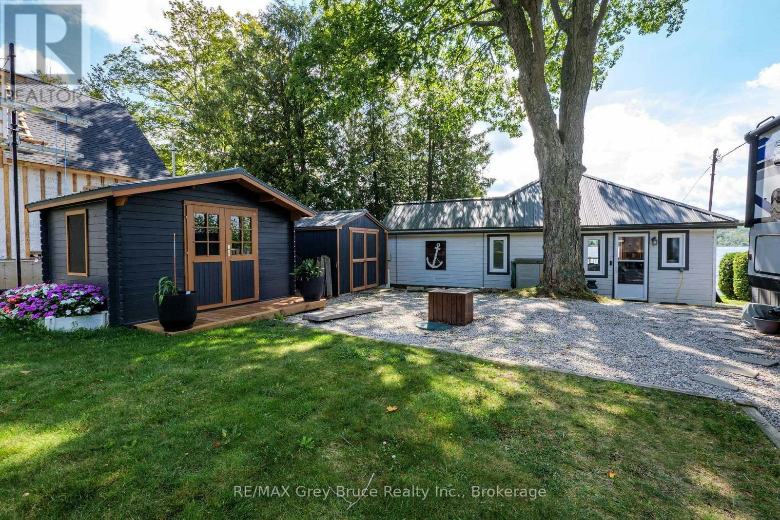 38 Maple Drive, South Bruce Peninsula, ON, N0H 1A0