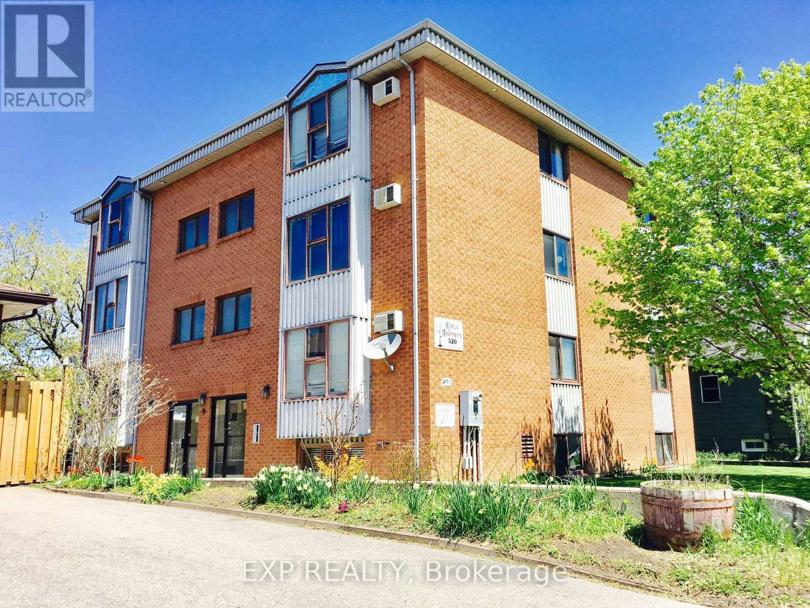 3-520 Bloor Street E, Oshawa, ON, L1H 3N1