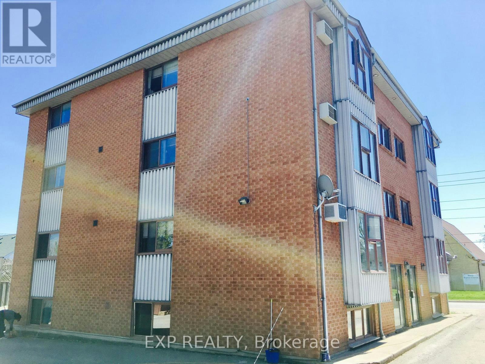 3-520 Bloor Street E, Oshawa, ON, L1H 3N1 - 3
