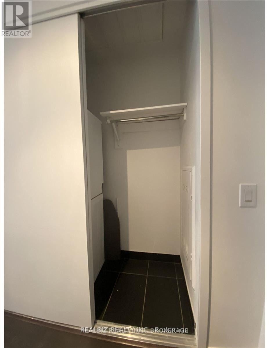 212-783 Bathurst Street, Toronto, ON, M5S 1Z5 - 11