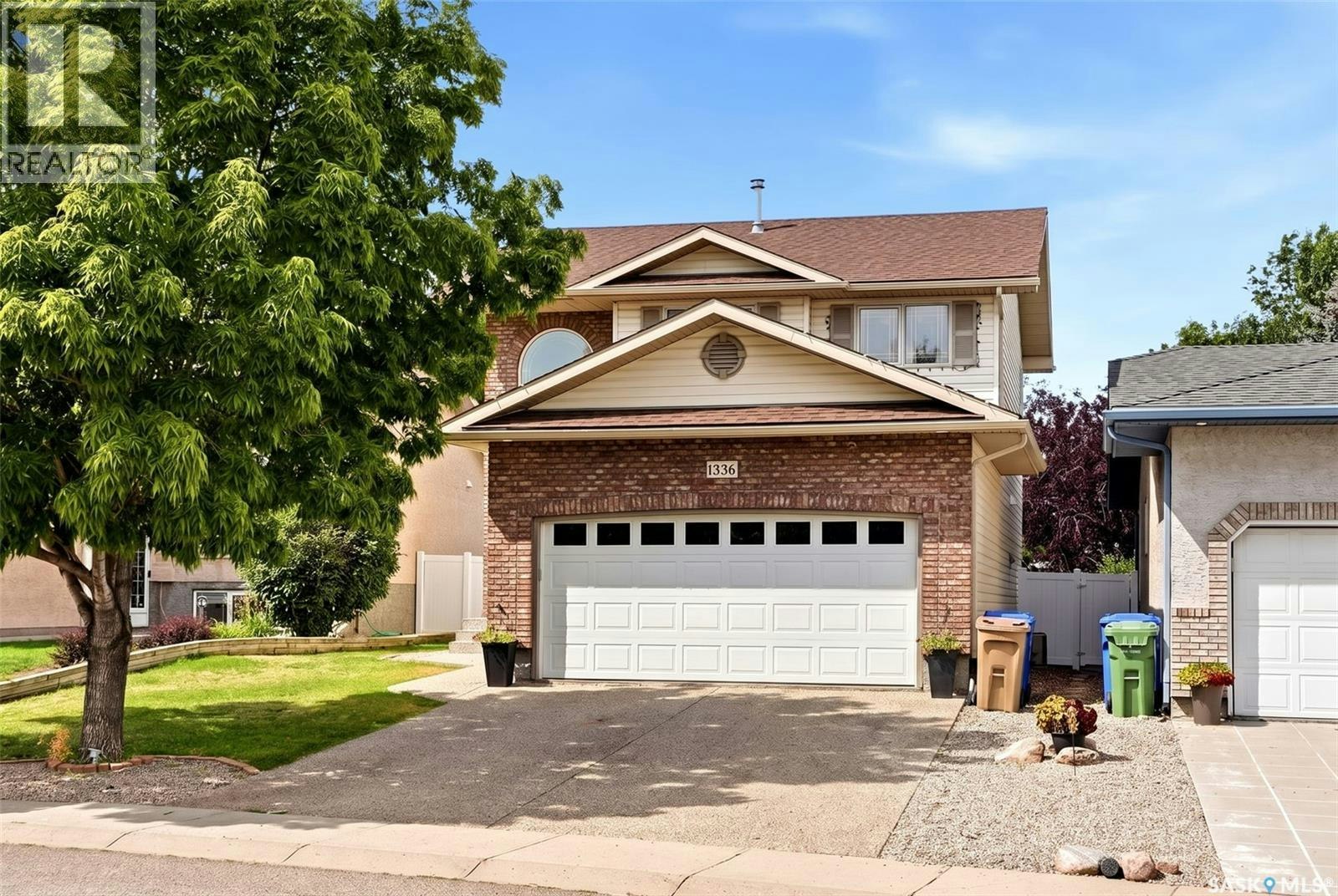 1336 Smishek Drive N, Regina, SK, S4X 4N7