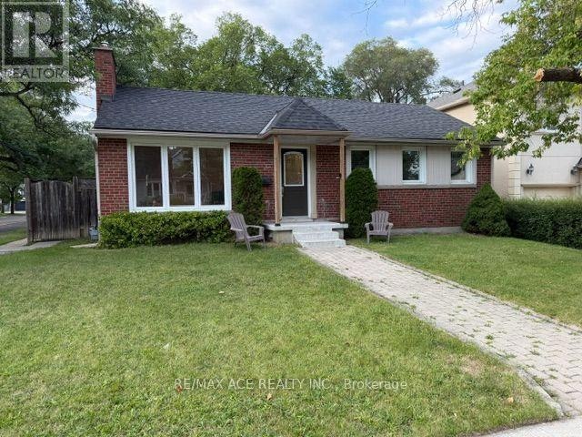 MAIN-246 Horsham Avenue, Toronto, ON, M2N 2A6
