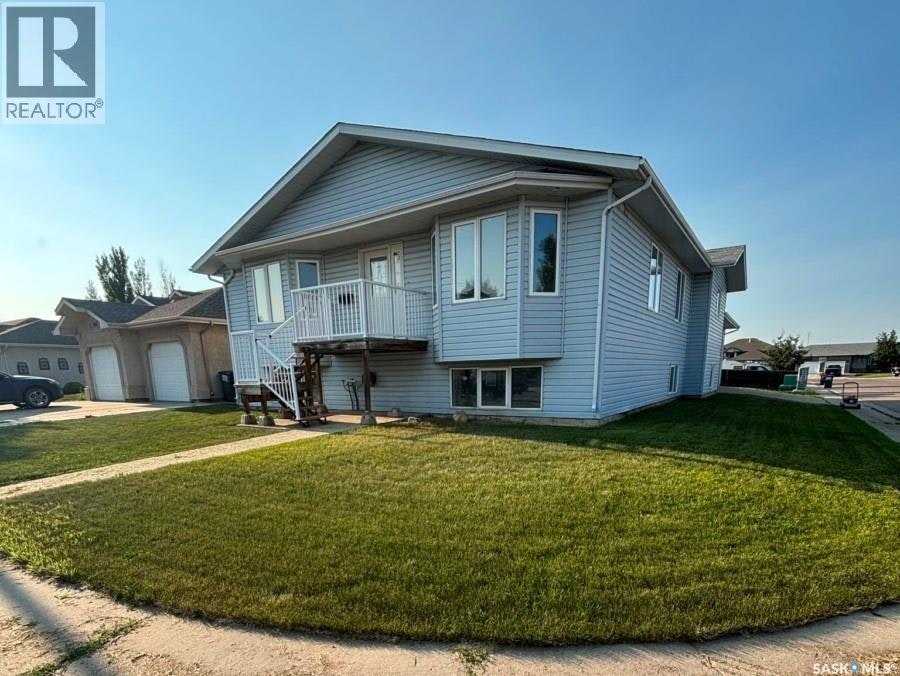 851 Carr Terrace, Saskatoon, SK, S7S 1L9