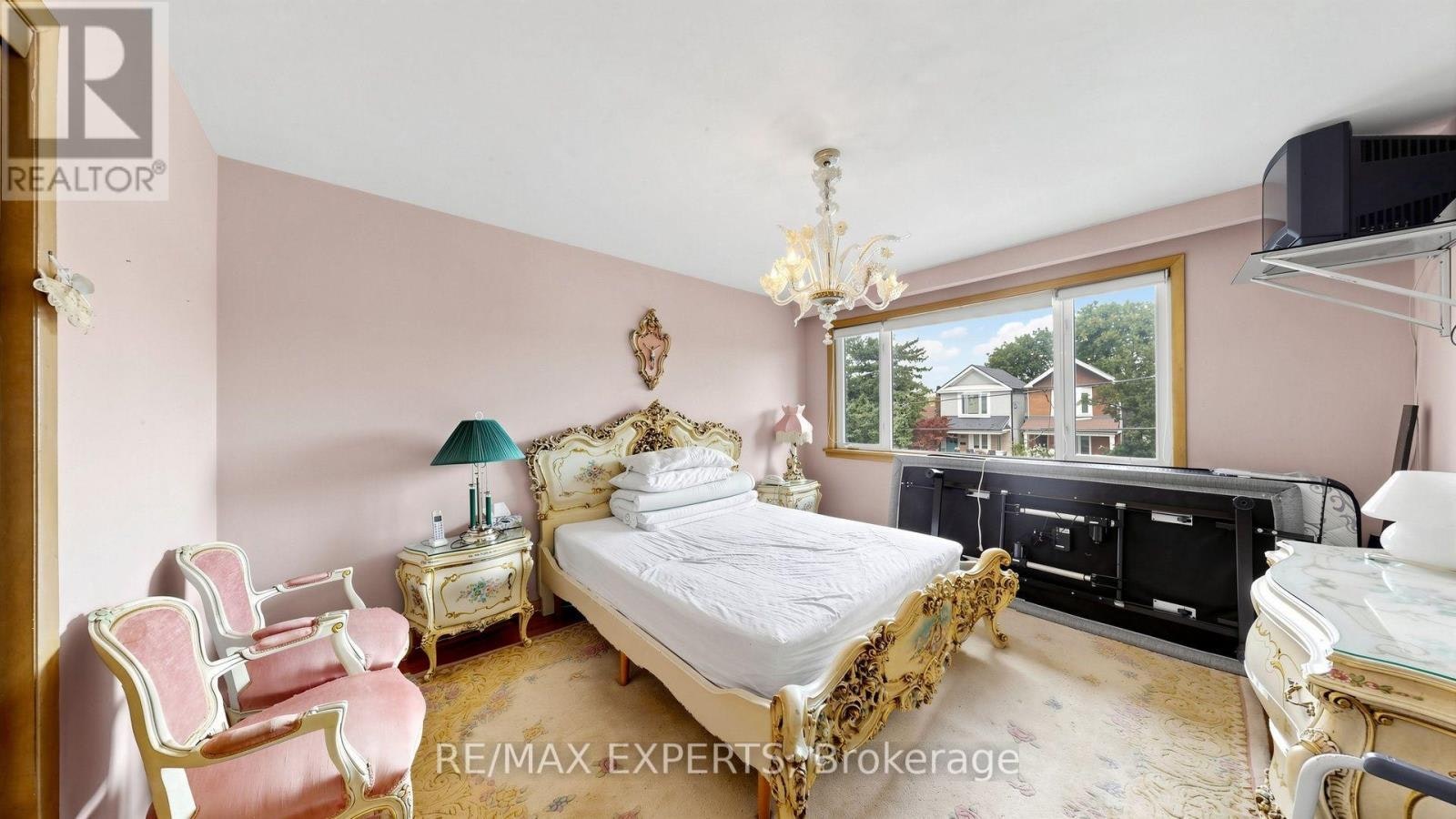 145 Gloucester Grove, Toronto, ON, M6C 2A9 - 21