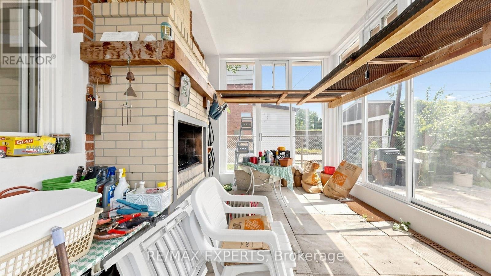 145 Gloucester Grove, Toronto, ON, M6C 2A9 - 36