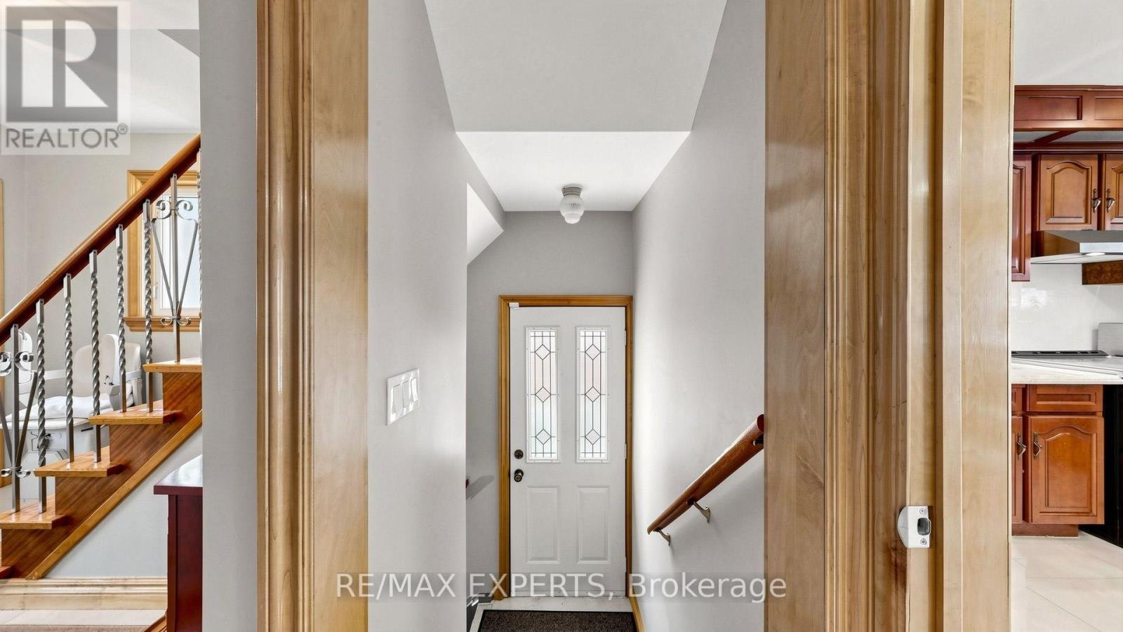145 Gloucester Grove, Toronto, ON, M6C 2A9 - 27
