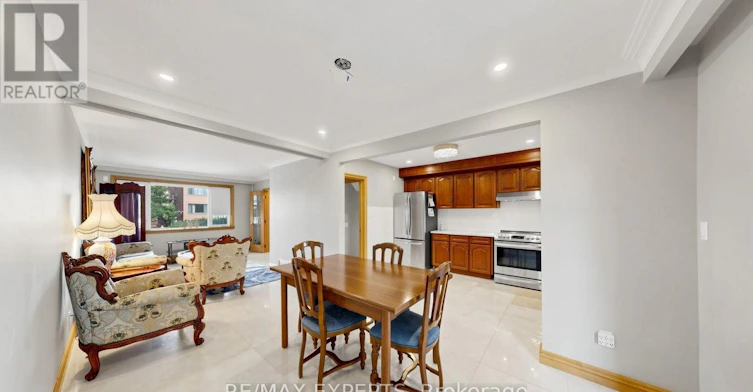 145 Gloucester Grove, Toronto, ON, M6C 2A9 - 13