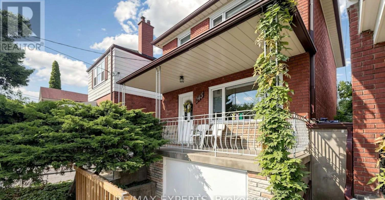 145 Gloucester Grove, Toronto, ON, M6C 2A9 - 3