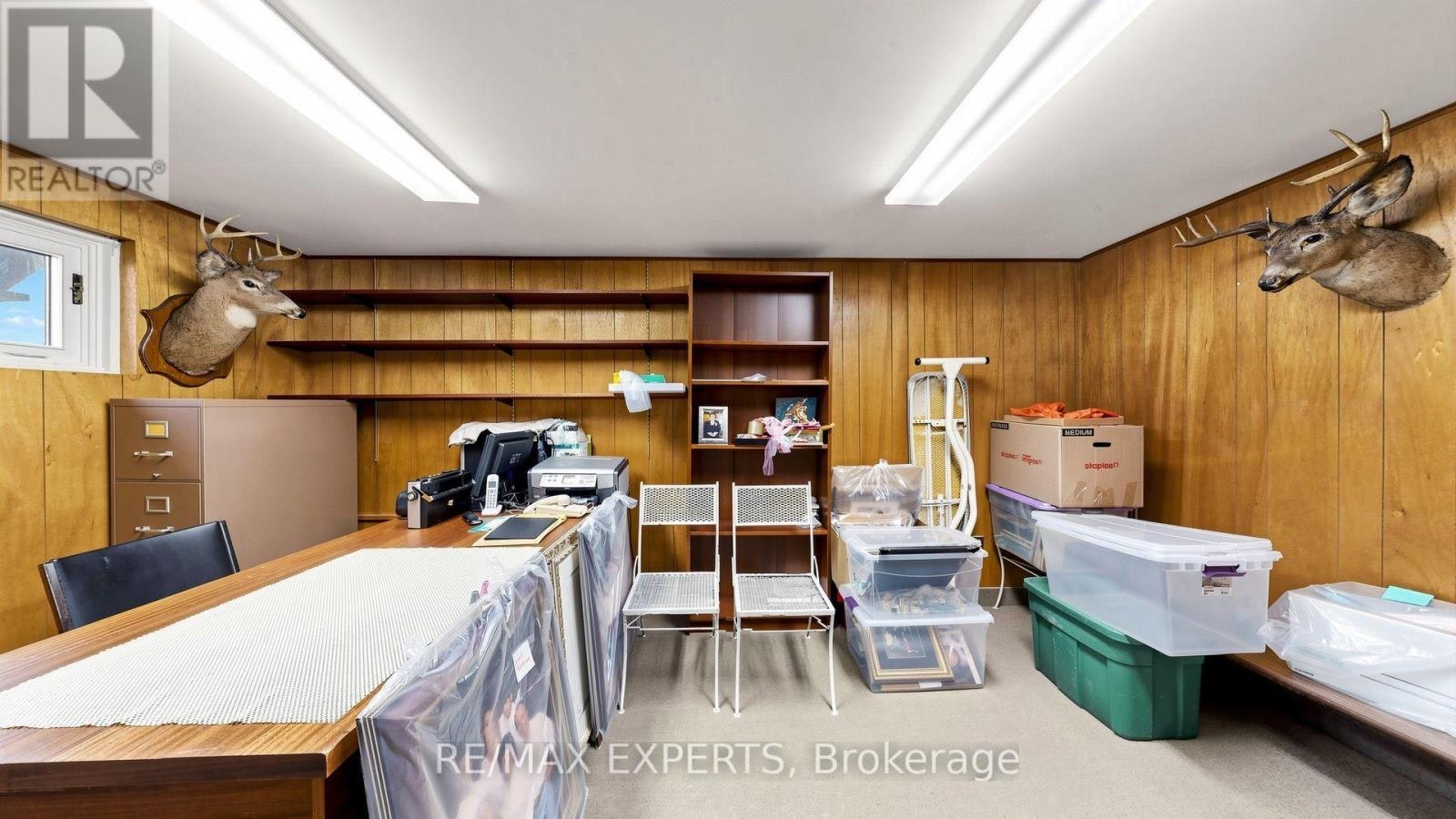 145 Gloucester Grove, Toronto, ON, M6C 2A9 - 32
