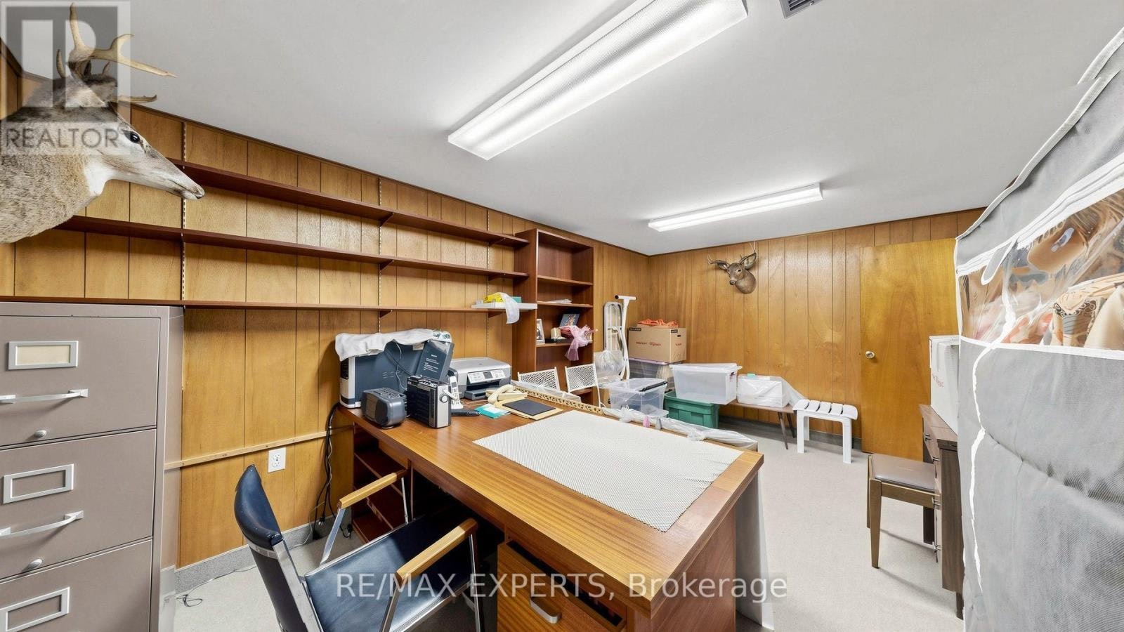 145 Gloucester Grove, Toronto, ON, M6C 2A9 - 33