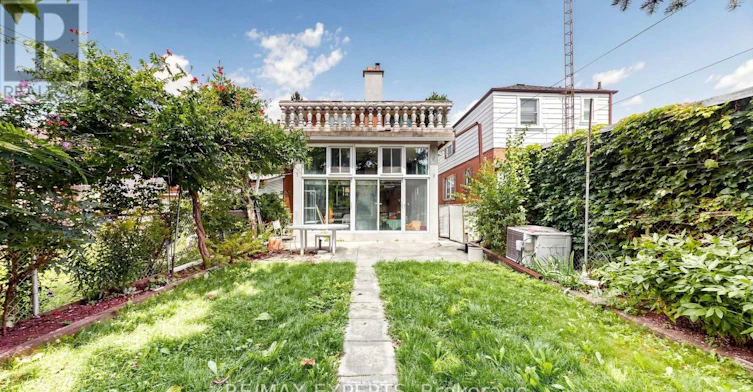 145 Gloucester Grove, Toronto, ON, M6C 2A9 - 46