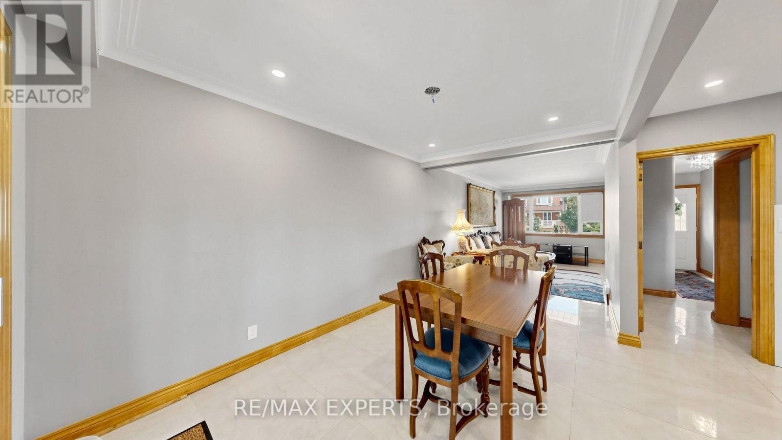 145 Gloucester Grove, Toronto, ON, M6C 2A9 - 14
