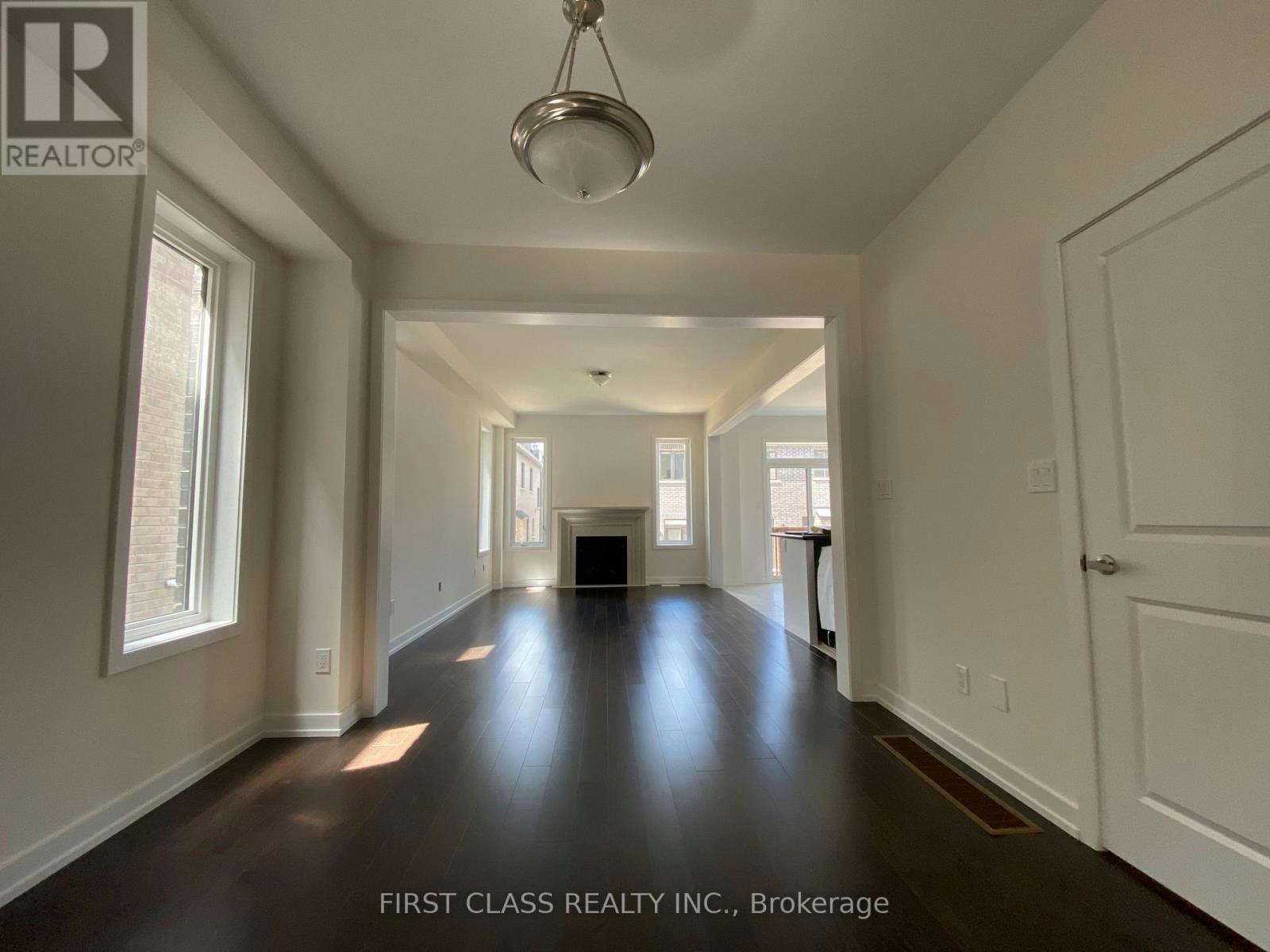 52 Mallery Street, Richmond Hill, ON, L4S 0J1 - 3