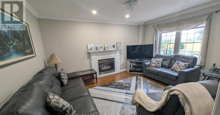 65 Timber Lane, Vaughan, ON, L4L 3J6 - 4