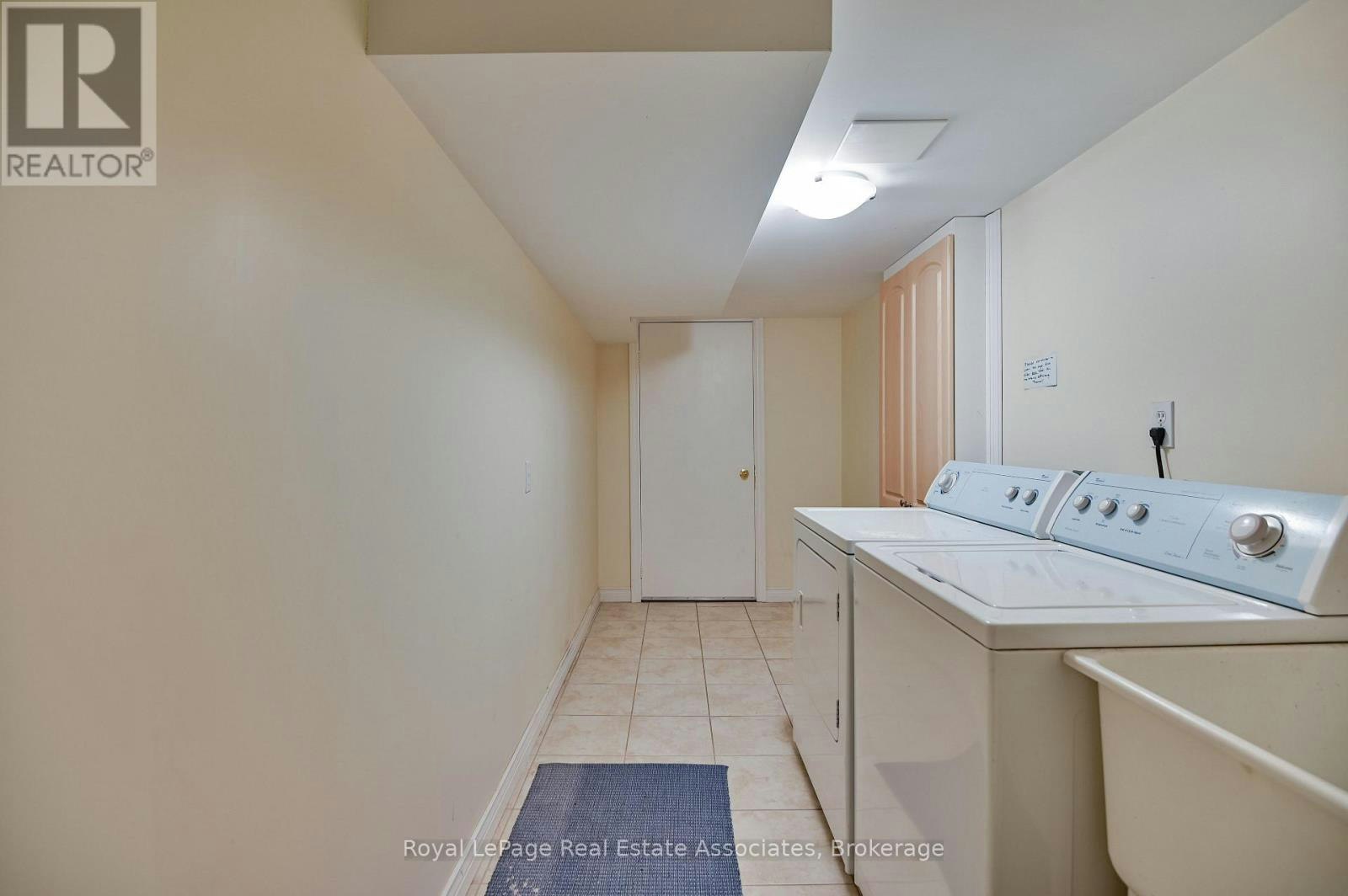 354 Oaktree Circle, Mississauga, ON, L5W 1V6 - 18