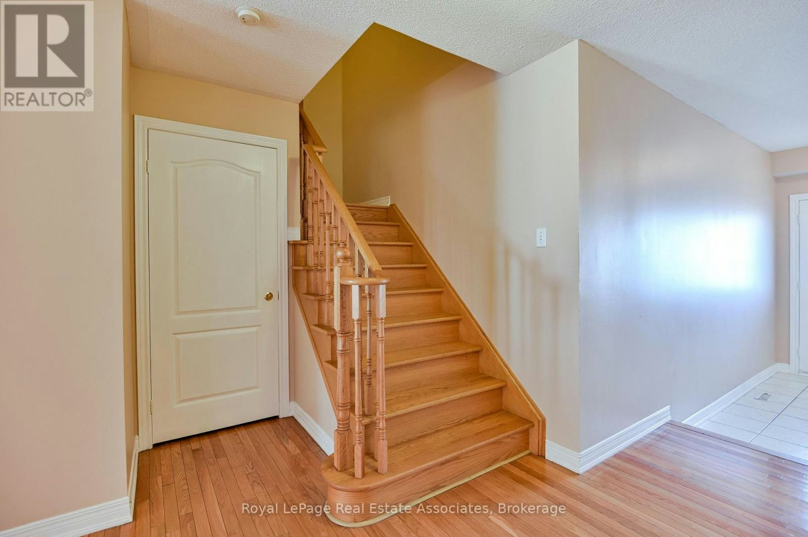 354 Oaktree Circle, Mississauga, ON, L5W 1V6 - 10