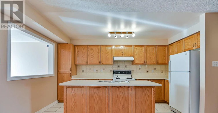 354 Oaktree Circle, Mississauga, ON, L5W 1V6 - 8