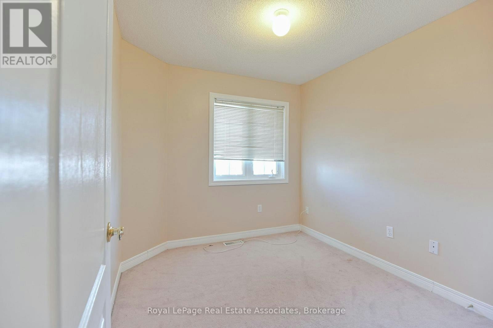 354 Oaktree Circle, Mississauga, ON, L5W 1V6 - 16