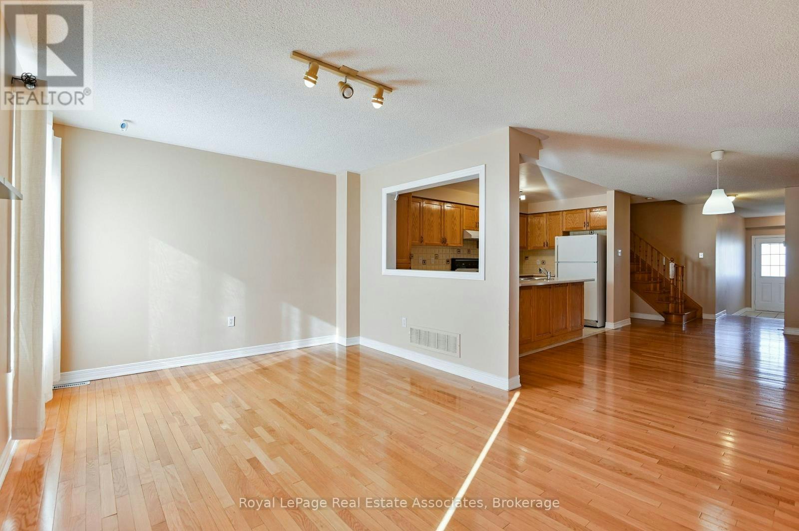 354 Oaktree Circle, Mississauga, ON, L5W 1V6 - 7