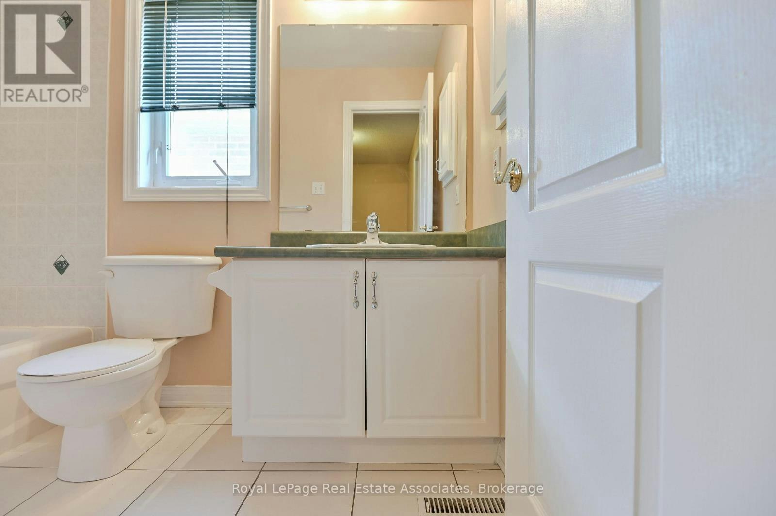 354 Oaktree Circle, Mississauga, ON, L5W 1V6 - 17