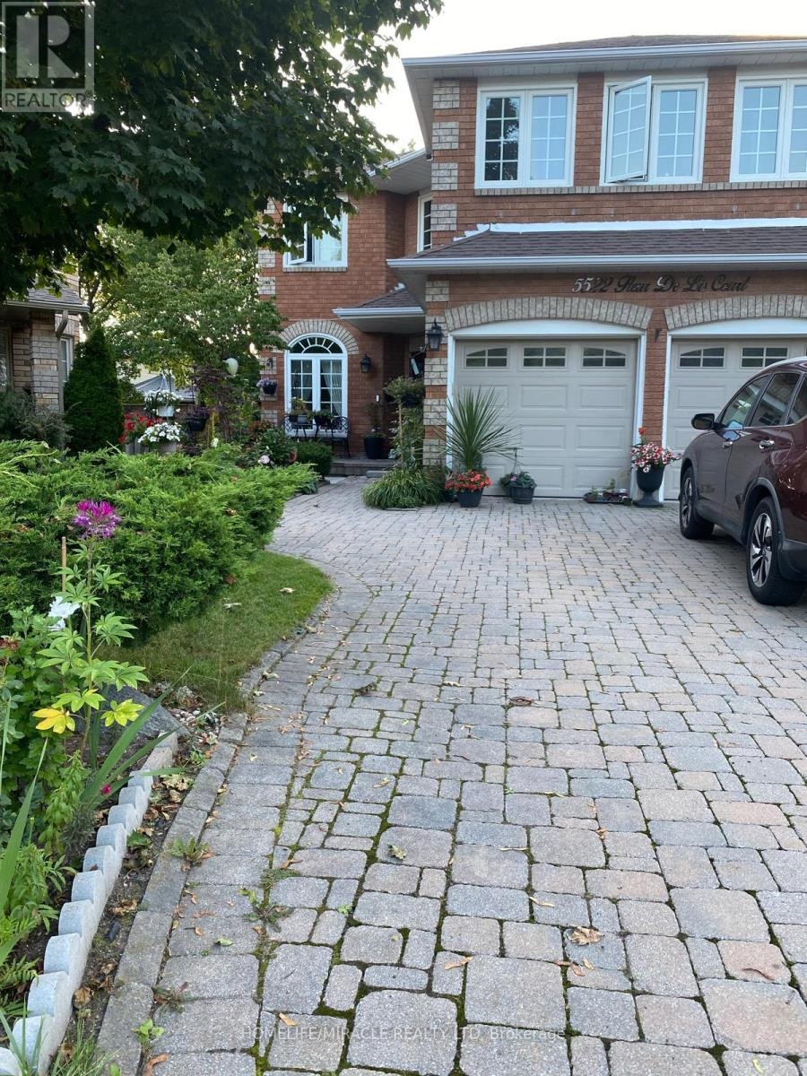 5522 Fleur De Lis Court, Mississauga, ON, L5R 2Z6