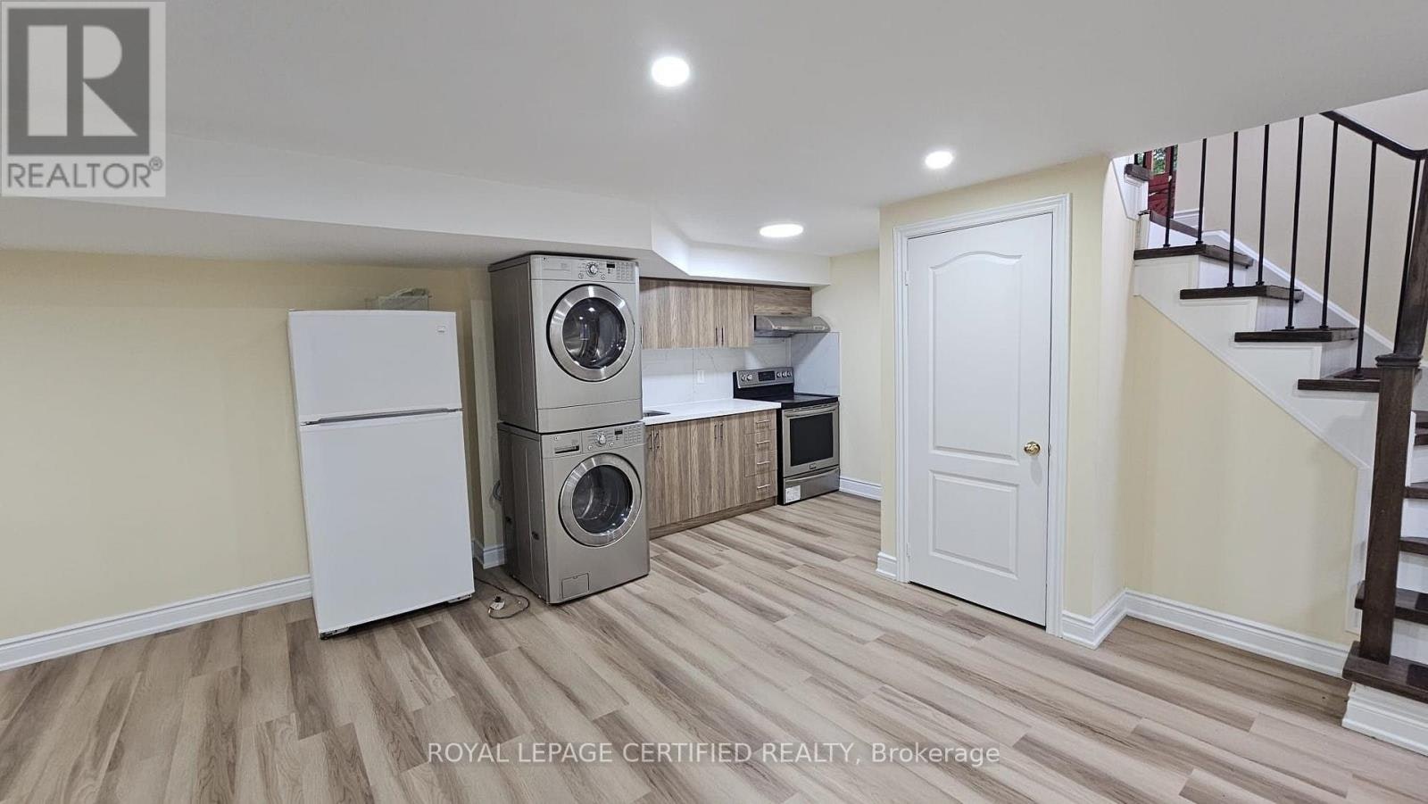 BASEMENT-102 Bunchberry Way, Brampton, ON, L6R 2E8
