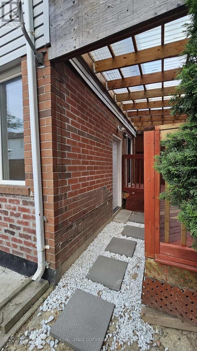 BASEMENT-102 Bunchberry Way, Brampton, ON, L6R 2E8 - 10