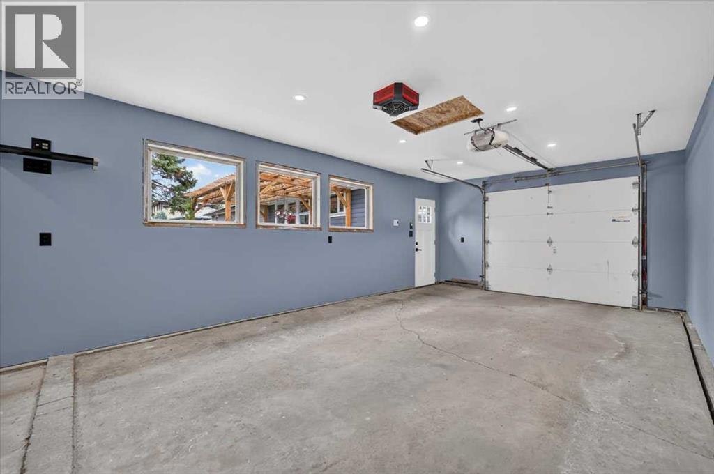 4111 19 Avenue SW, Calgary, AB, T3E 0G7 - 37