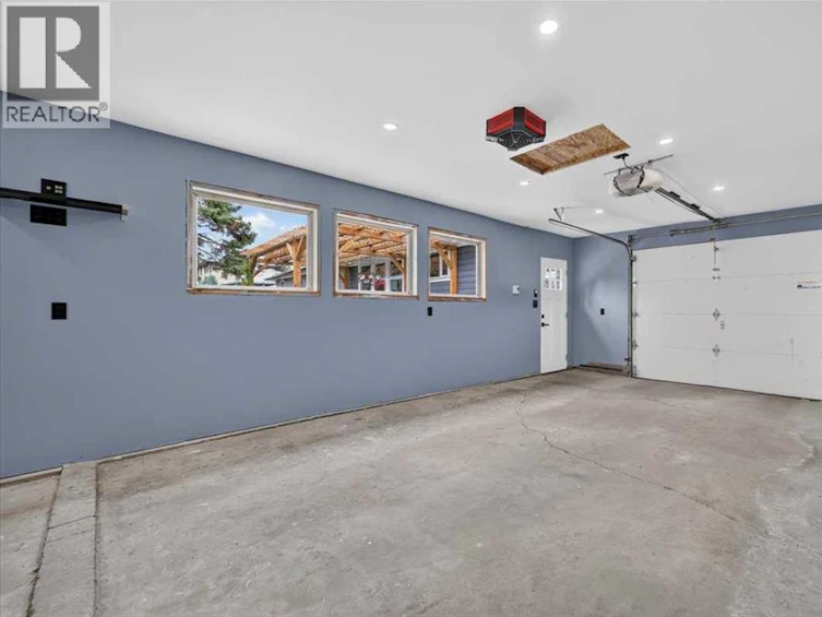 4111 19 Avenue SW, Calgary, AB, T3E 0G7 - 37