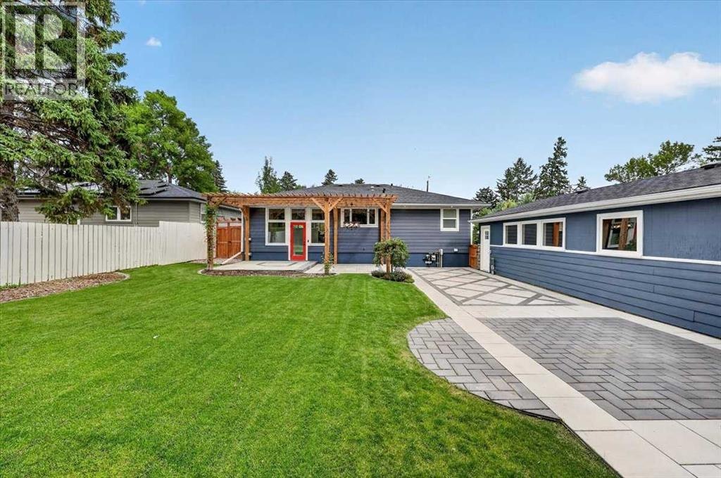 4111 19 Avenue SW, Calgary, AB, T3E 0G7 - 44