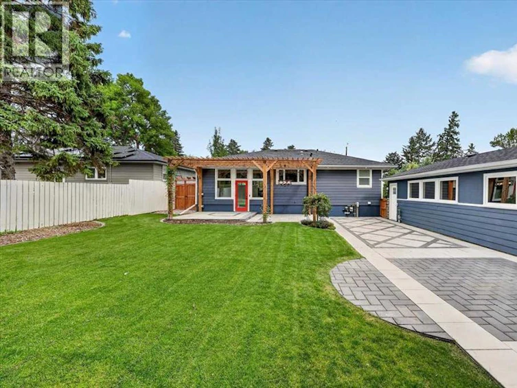 4111 19 Avenue SW, Calgary, AB, T3E 0G7 - 44