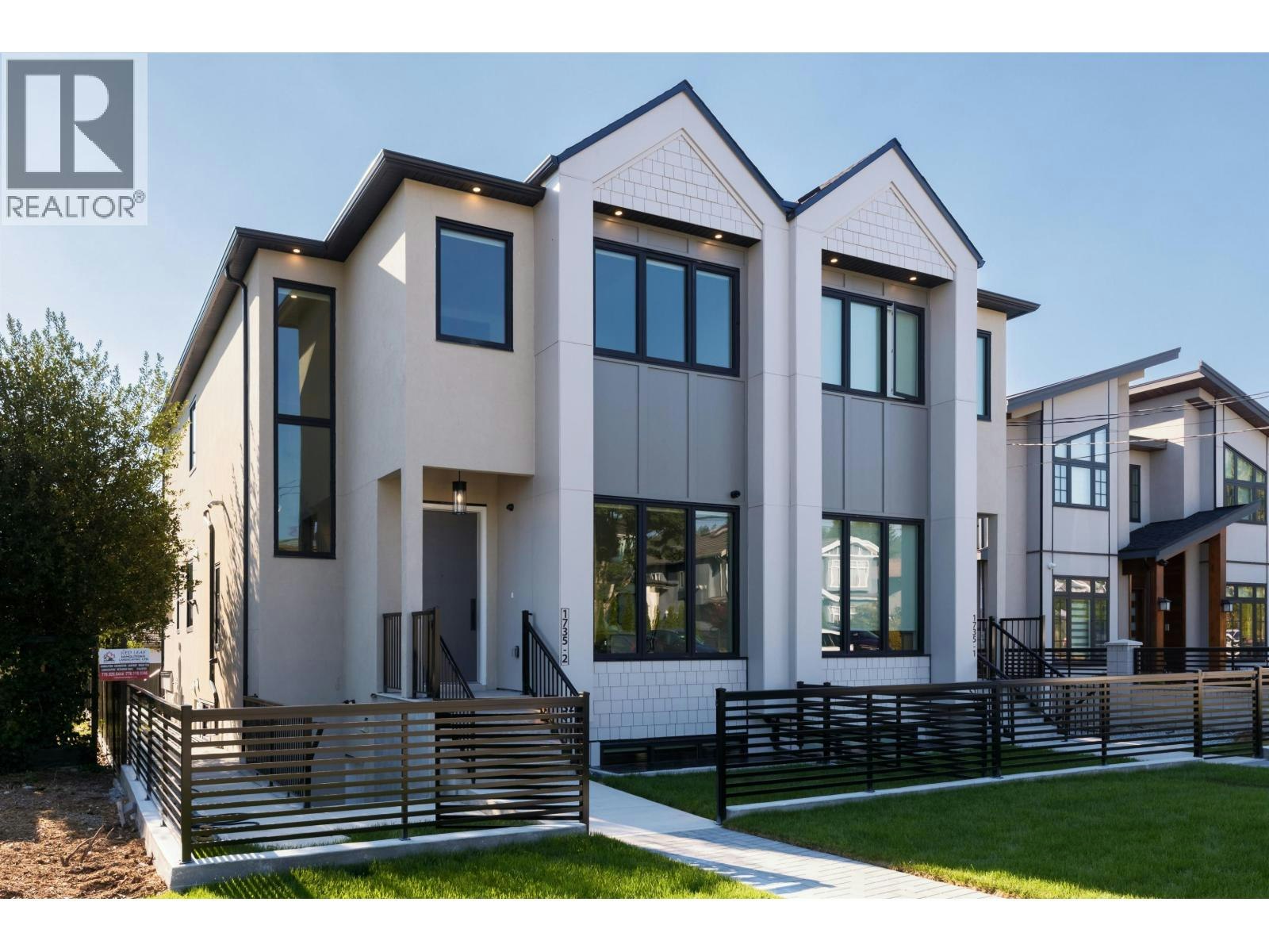 2-1735 Blaine Avenue, Burnaby, BC, V5A 2L9