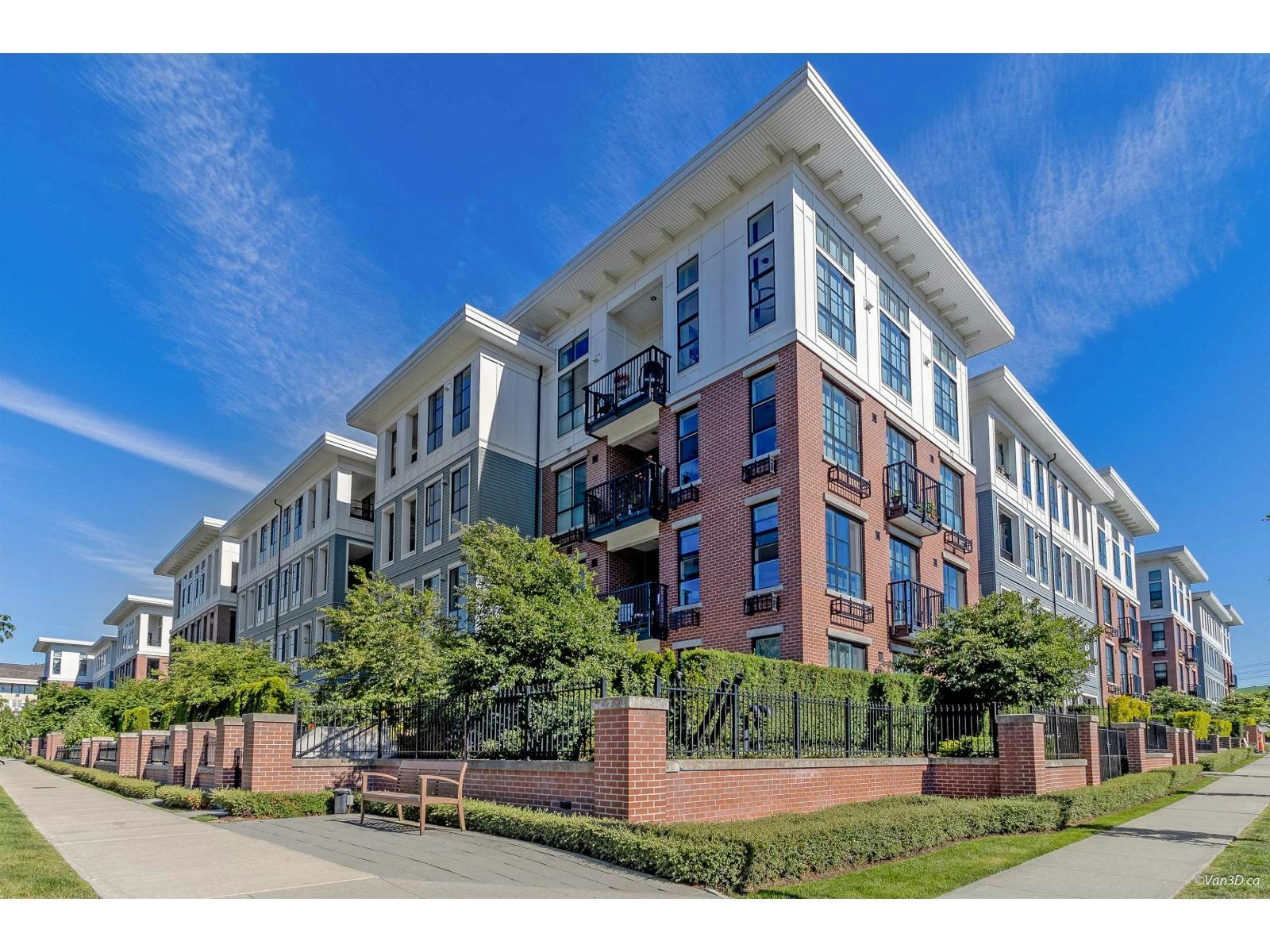 212-15138 34th Avenue, Surrey, BC, V3Z 0Y5