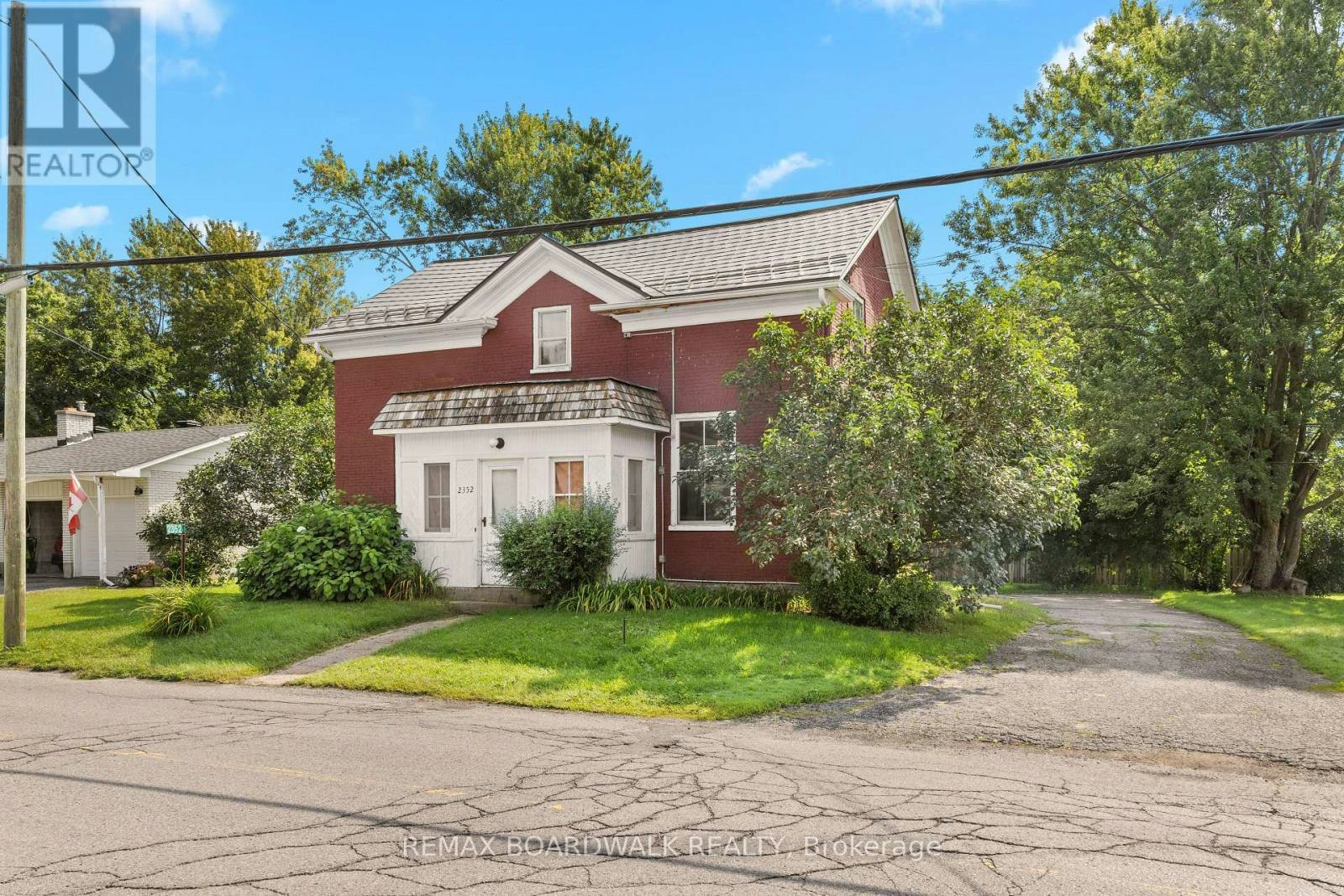 2352 Church Street, Ottawa, ON, K0A 2T0