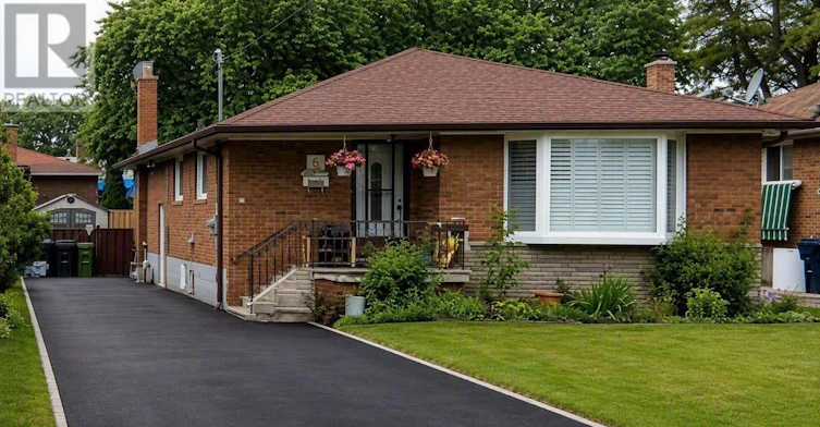 6 Barnes Crescent, Toronto, ON, M1G 1Z9 - 2