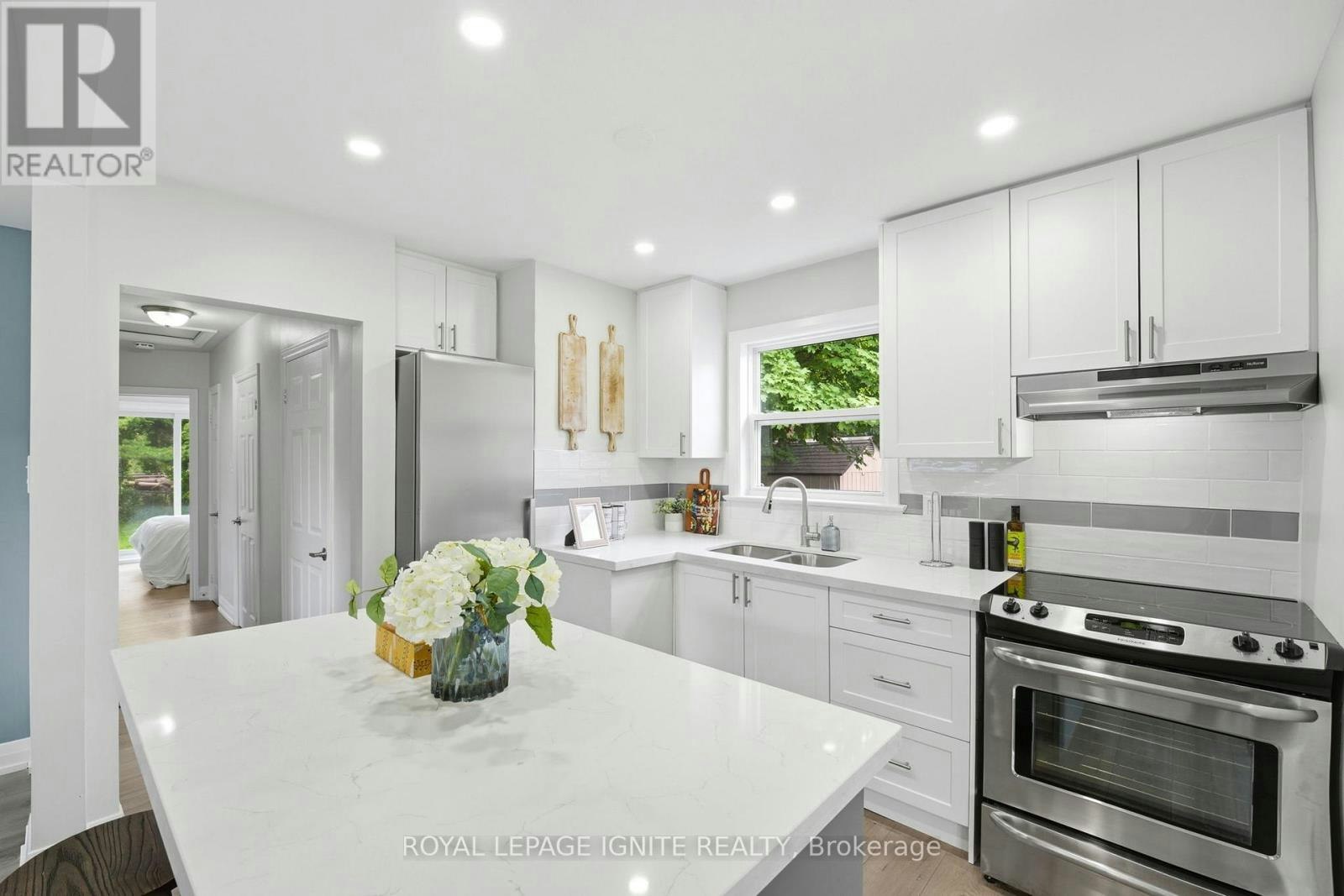 89 Darlingside Drive, Toronto, ON, M1E 3P2