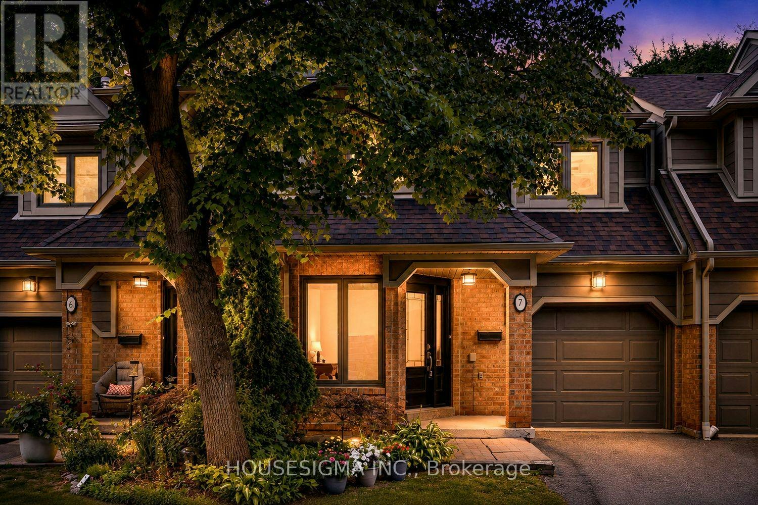 7-2199 Burnhamthorpe Road W, Mississauga, ON, L5L 5M7